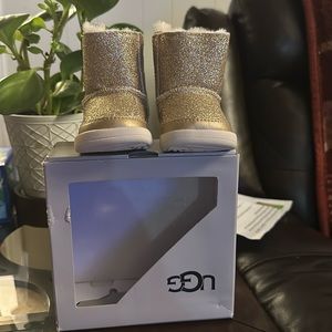 UGG Keelan Glitter 111853I Baby Toddler Gold Metallic Ankle Boot Shoes UGG570